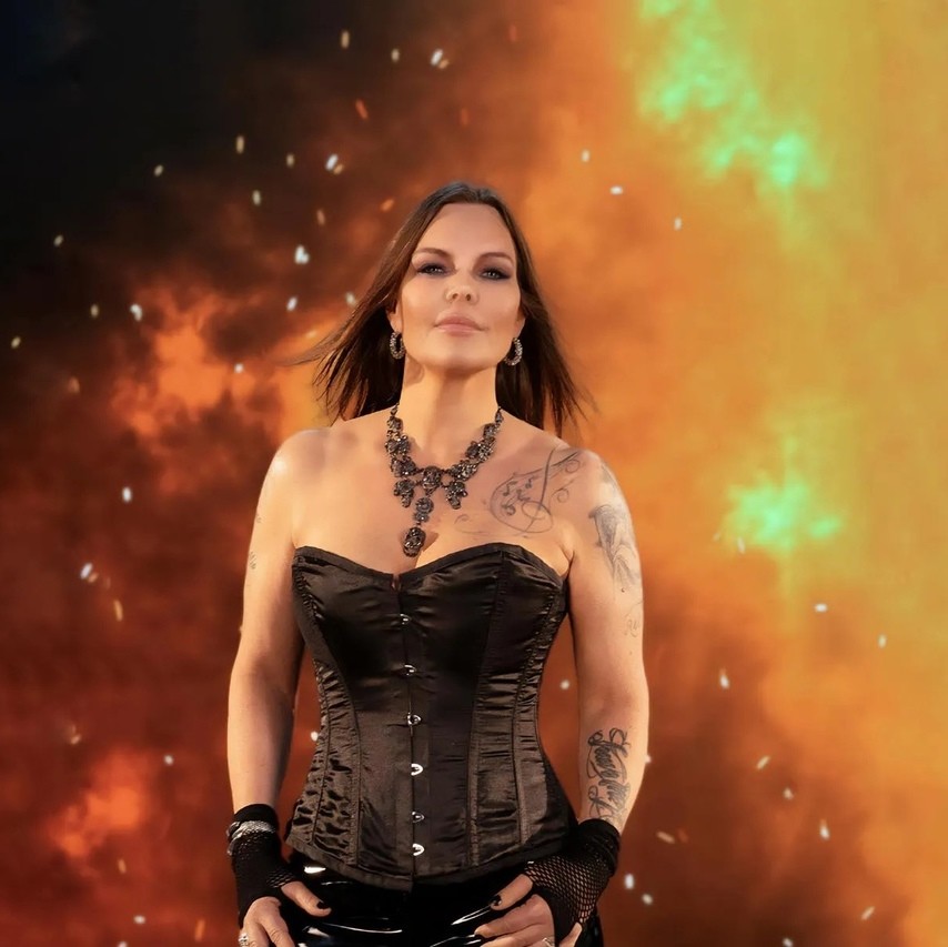 Anette olzon rapture 2024. Анетт Ользон. Анетт Ользон Nightwish. Анетт Ользон 2021. Солистка найтвиш Анетт Ользон.